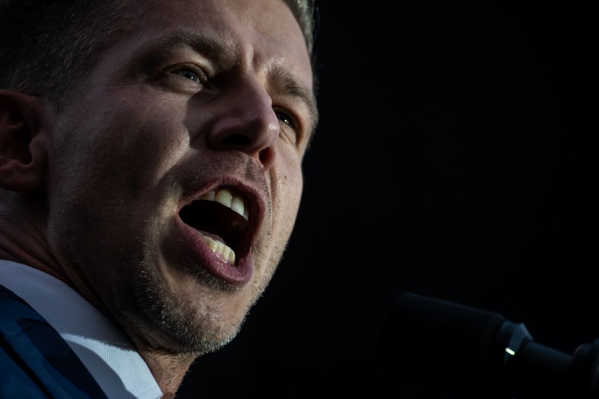 Magyar, atac dur la Simion și Kelemen: „Au dansat pe morminte și-au mințit”