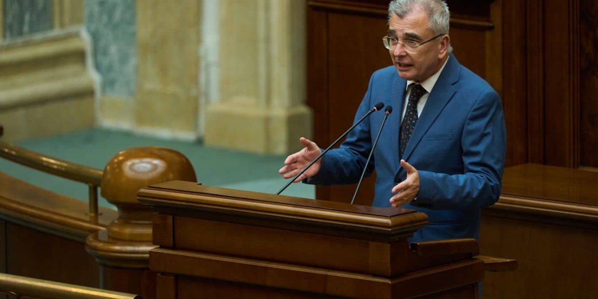 Peiu (AUR) cere demisia Guvernului: Scădere economică și inflație, nu ceartă!