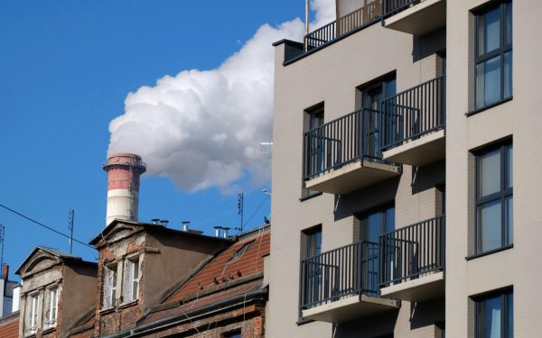 Parlamentul European limitează impactul social al ETS2 pe clădiri și transport