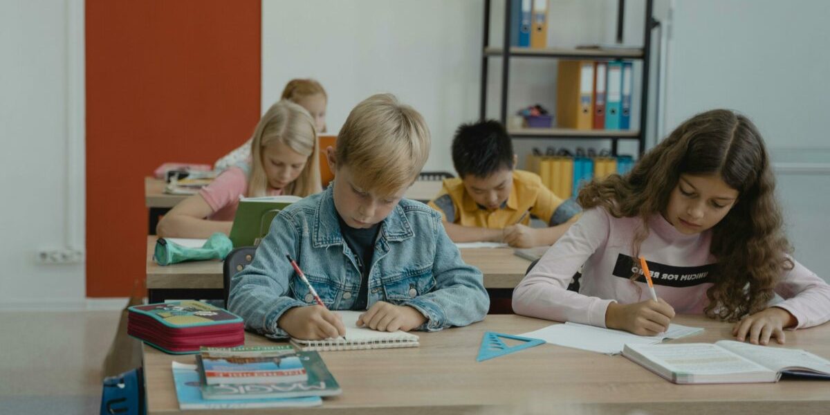 Profesorii, la concurs: Se deblochează posturile din Educație!