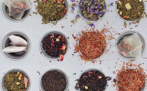 Ierburi minune: Scapă de tuse și curăță plămânii, fără pastile