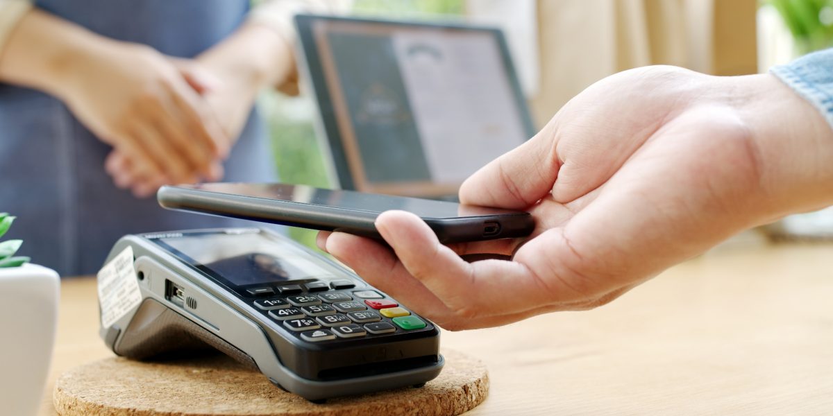 Noua versiune NGate: Aplicația NFC pentru Android, folosește atacuri la carduri