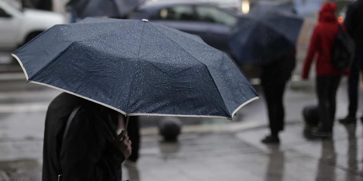 Weekend cu temperaturi ridicate în București, dar și ploi sâmbătă