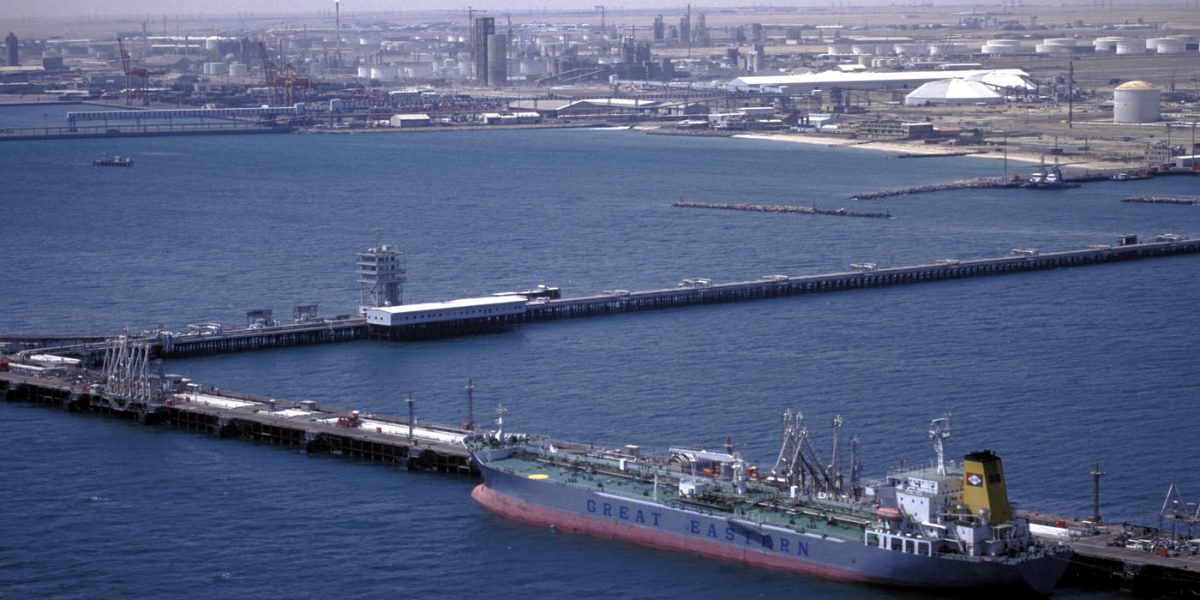 Iranul, confuz în Ormuz: Mine amplasate aiurea. Trump demarează deminarea