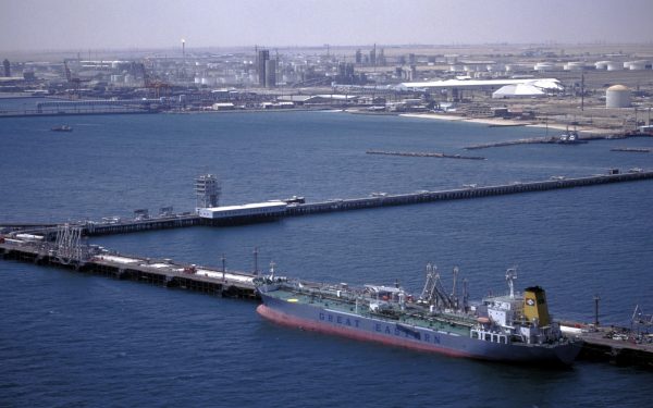 Iranul, confuz în Ormuz: Mine amplasate aiurea. Trump demarează deminarea