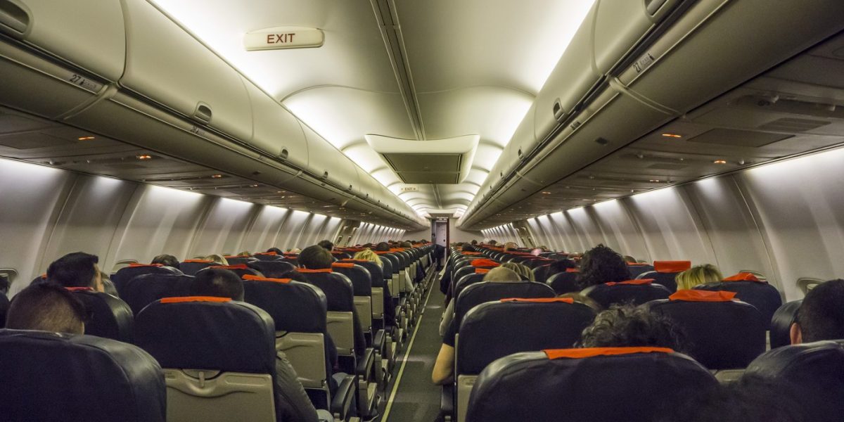 Taxă RECORD în Olanda: Zborurile lungi cu avionul, lux pentru europeni