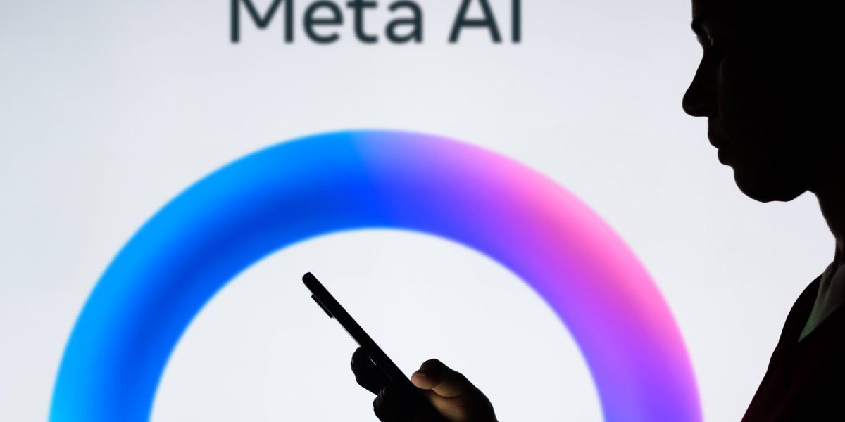 Meta își spionează angajații: monitorizează tastele și clicurile pentru AI