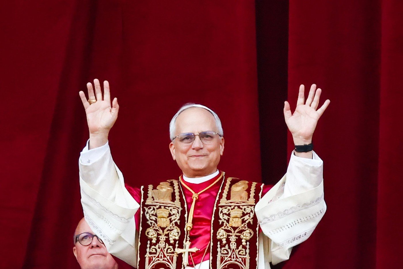 Anul acesta, credincioșii catolici din întreaga lume au celebrat Paștele în prezența Papei Leon al XIV-lea, fiind primul an în care Papa Francisc nu a participat la aceste ceremonii din motive de sănătate