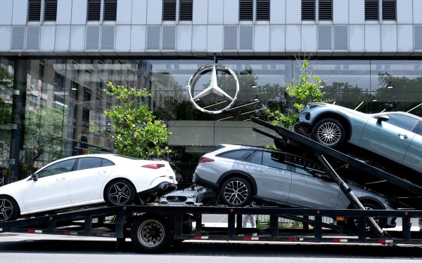 Mașinile GERMANIEI, modele „pentru părinți” pe cea mai mare piață auto din LUME