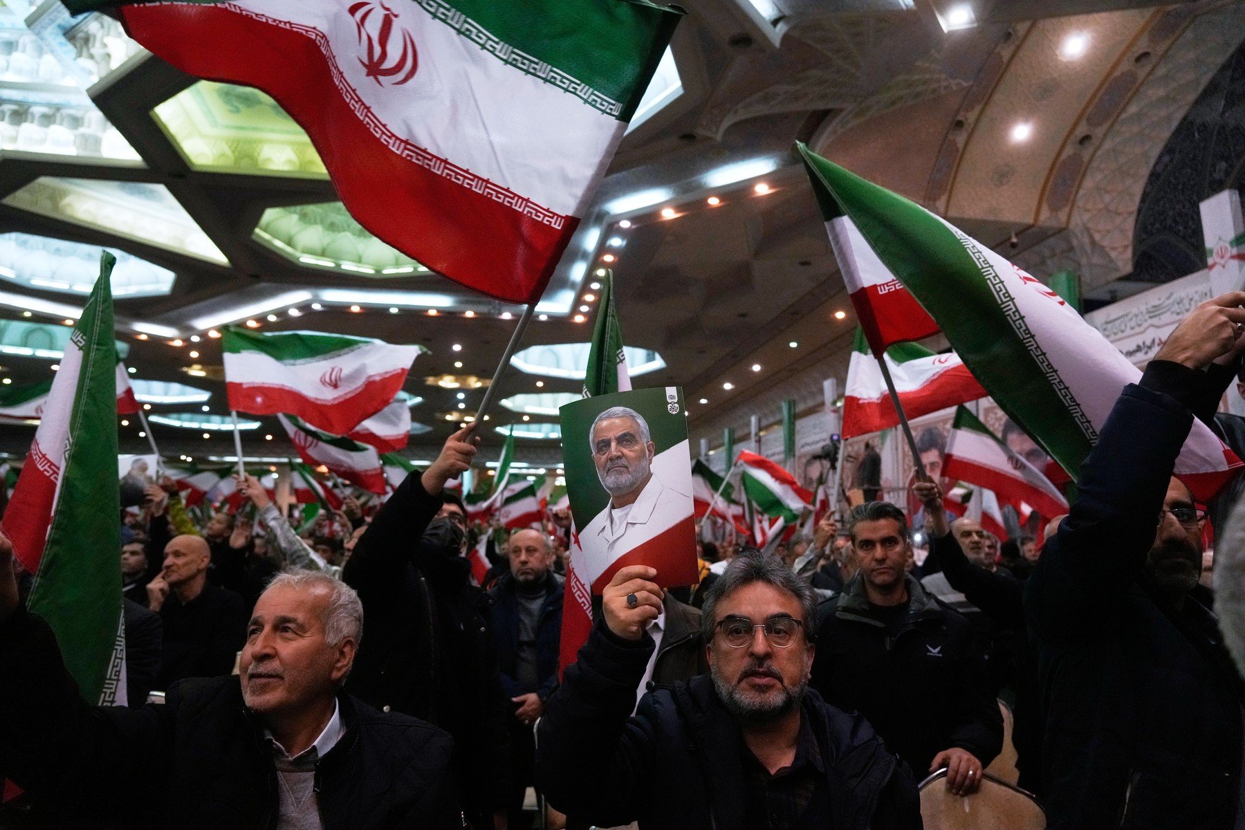 Autoritățile din Iran au reținut 311 persoane, acuzați de colaborare cu opoziția din străinătate sau cu Israel și SUA, conform agenției de știri EFE