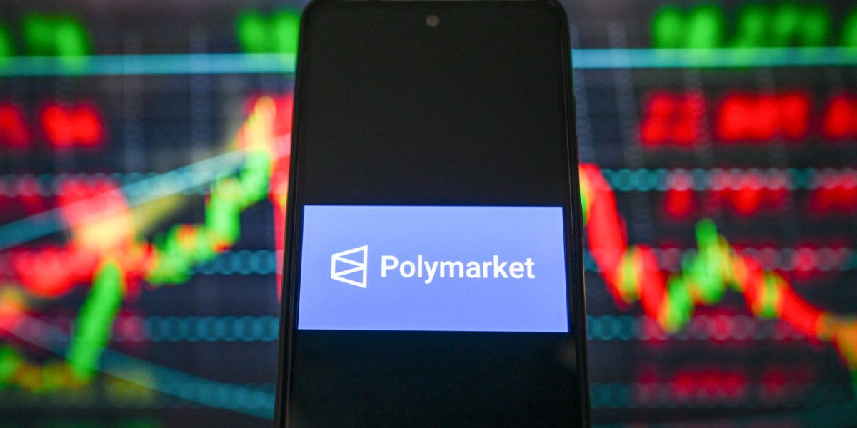 Pariuri de milioane pe război: Jucătorii Polymarket sfida direct The Guardian