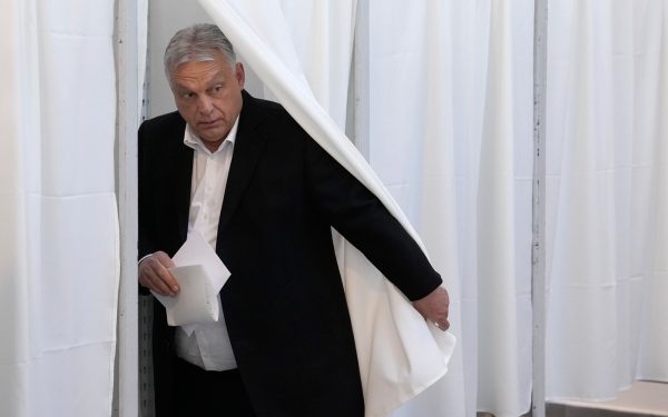 Orban salută scrutinul „democratic”. Opoziția TISZA, pe val în sondaje
