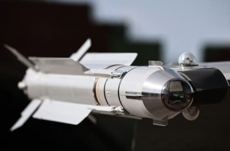 Franța intenționează să aloce până în 2030 un buget de aproximativ 280 miliarde de euro pentru apărare, investiție majoră în cadrul programului european de înarmare SAFE