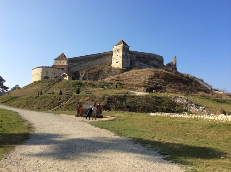 Cetatea Râșnov, restaurare istorică: Licitație lansată. Redeschidere în 2028