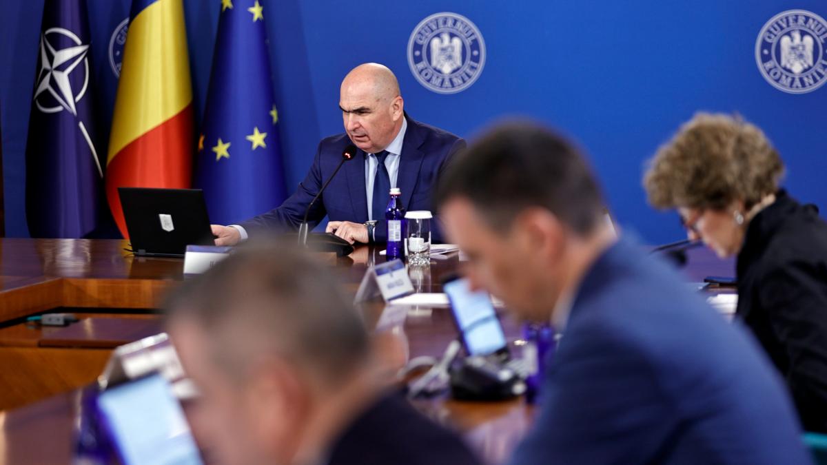 România riscă penalizări de până la 4 miliarde de euro din cauza întârzierilor în implementarea reformelor asumate prin Planul Național de Redresare și Reziliență (PNRR)