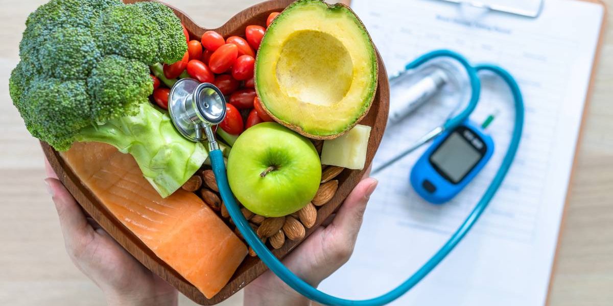 Ce evită un cardiolog după 18:00? Reguli simple pentru inima ta!