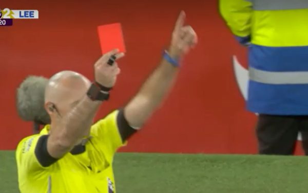 Arbitraj-șoc în Manchester United – Leeds: Eliminare directă după VAR