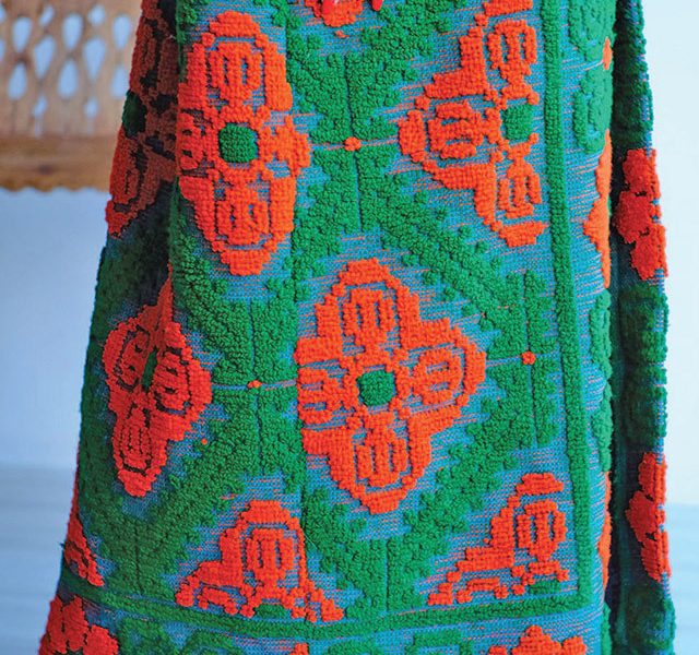 Branduri românești renasc din tradiție: De la costume uitate la piese „cool”