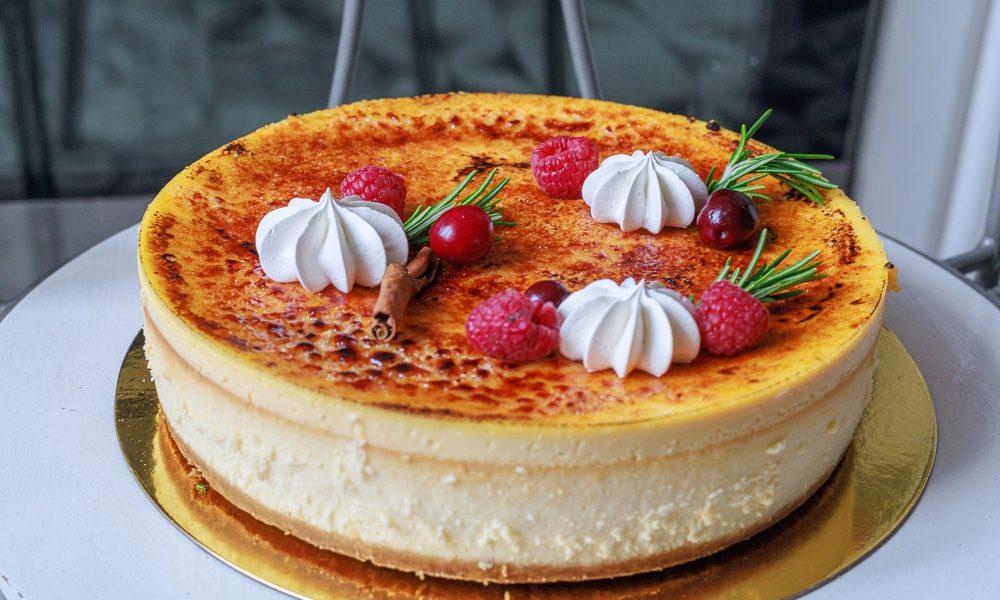 Pasca poloneză cucerește: Desertul cremos care înlocuiește pasca de Paște