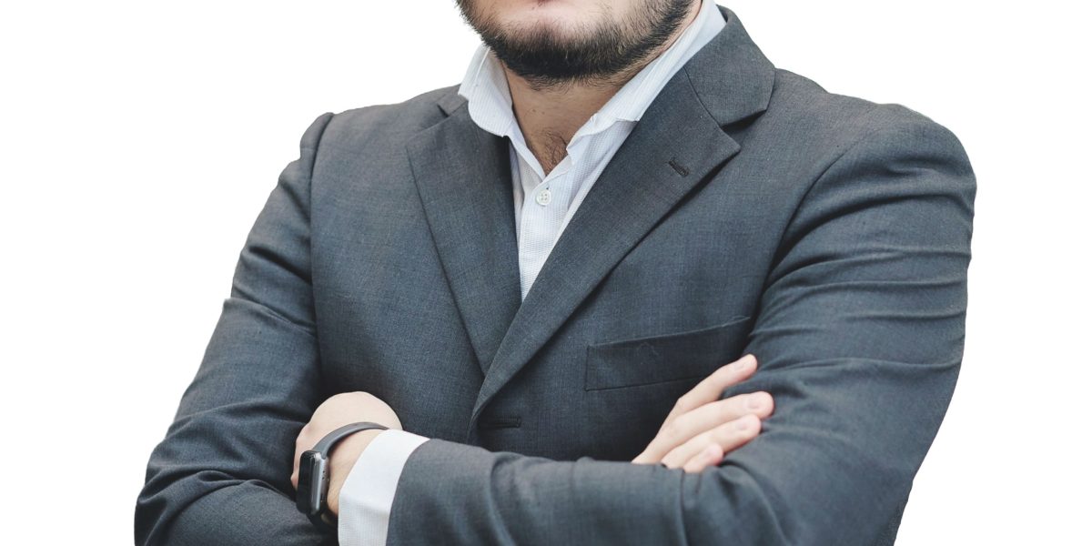 Silviu Nistorescu (29 ani) a urcat rapid la Porsche: Drumul unui Manager Digital