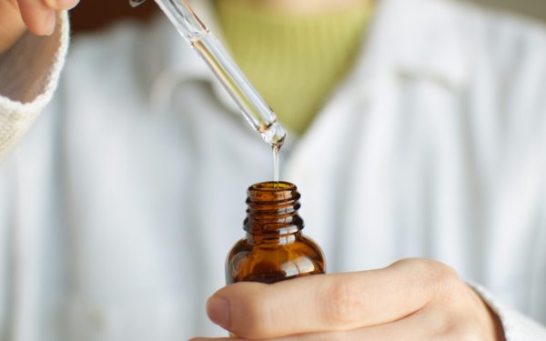 Beauty pe social media: știință sau efect de turmă? Analizăm trendurile