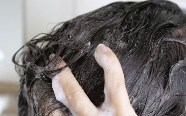 E PĂCAT să te speli pe cap de Paște? Preoții și tradițiile dau verdictul!