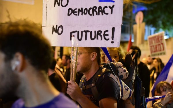 Cum stă Democrația la nivel global? Donald Trump, un nou test în SUA