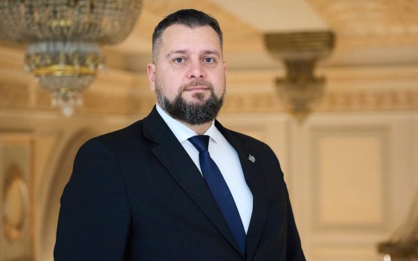 CĂRBUNELE, CONDAMNAT LA FRIG? Bruxelles DICTEAZĂ distrugerea sistemului energetic al României