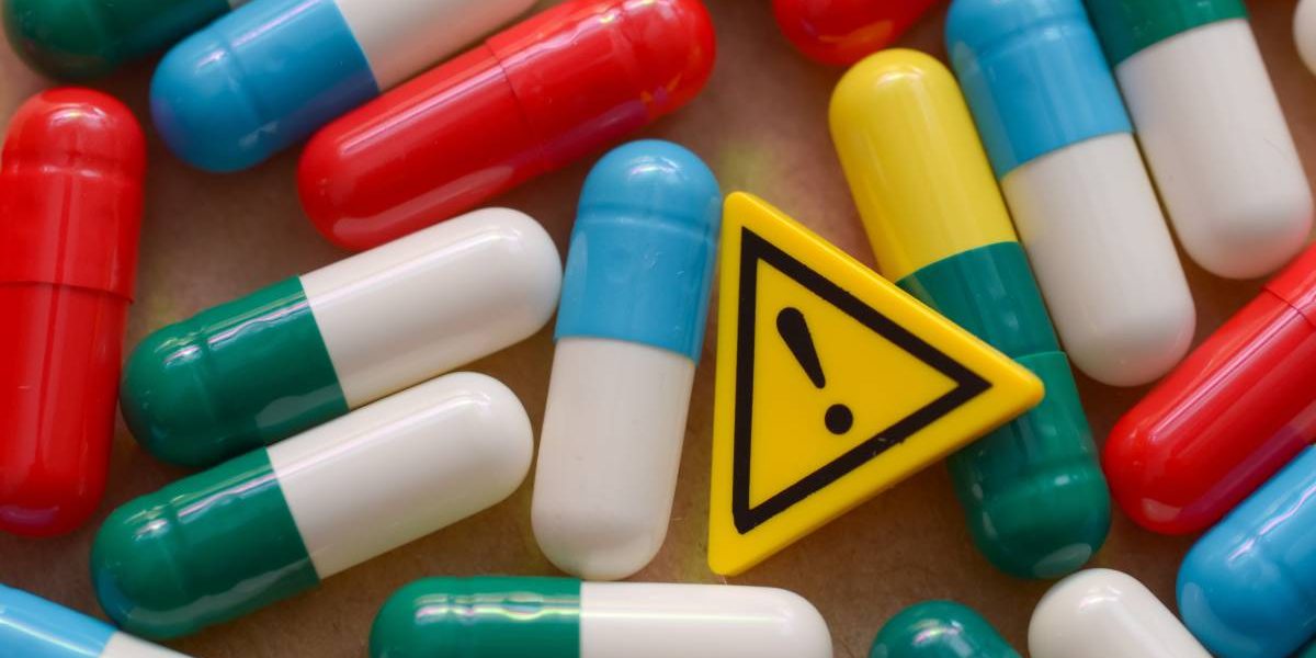 Suplimente alimentare: ce combinații pot anula efectele sau produce reacții adverse