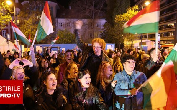 Magyar, aclamat de mii de unguri în stradă, după victoria din Budapesta