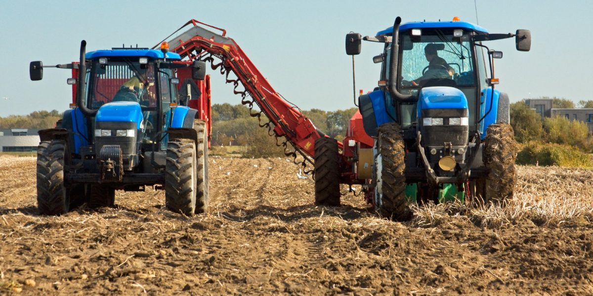 Insolvențele agro din România, explozie de 200%: Fermierii, în dificultate