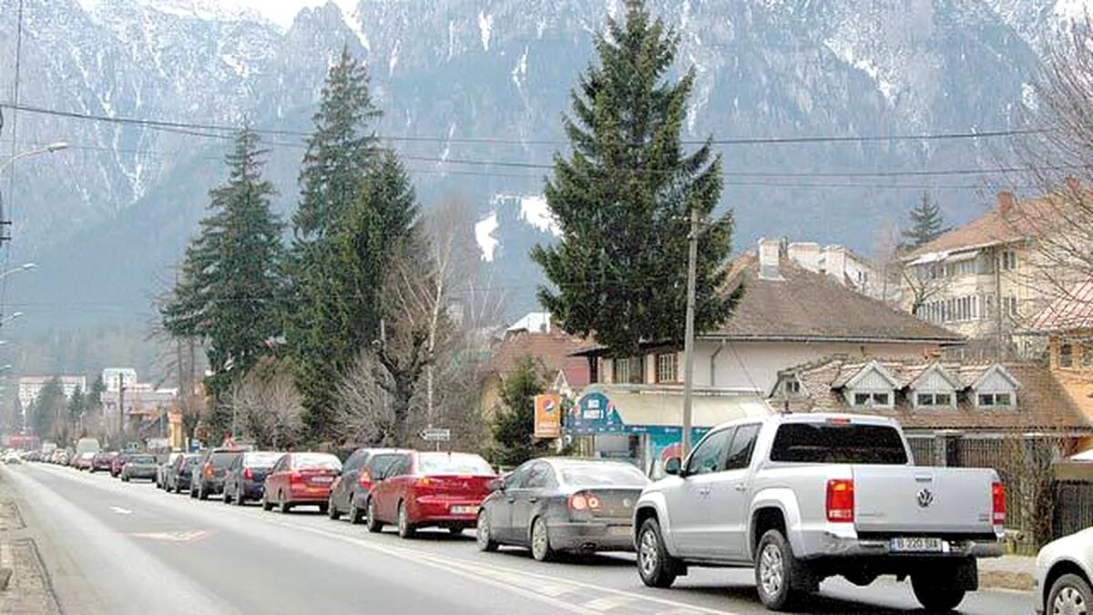 Blocaj total pe DN1: Coloane de mașini, aglomerație și pe A1, A3!