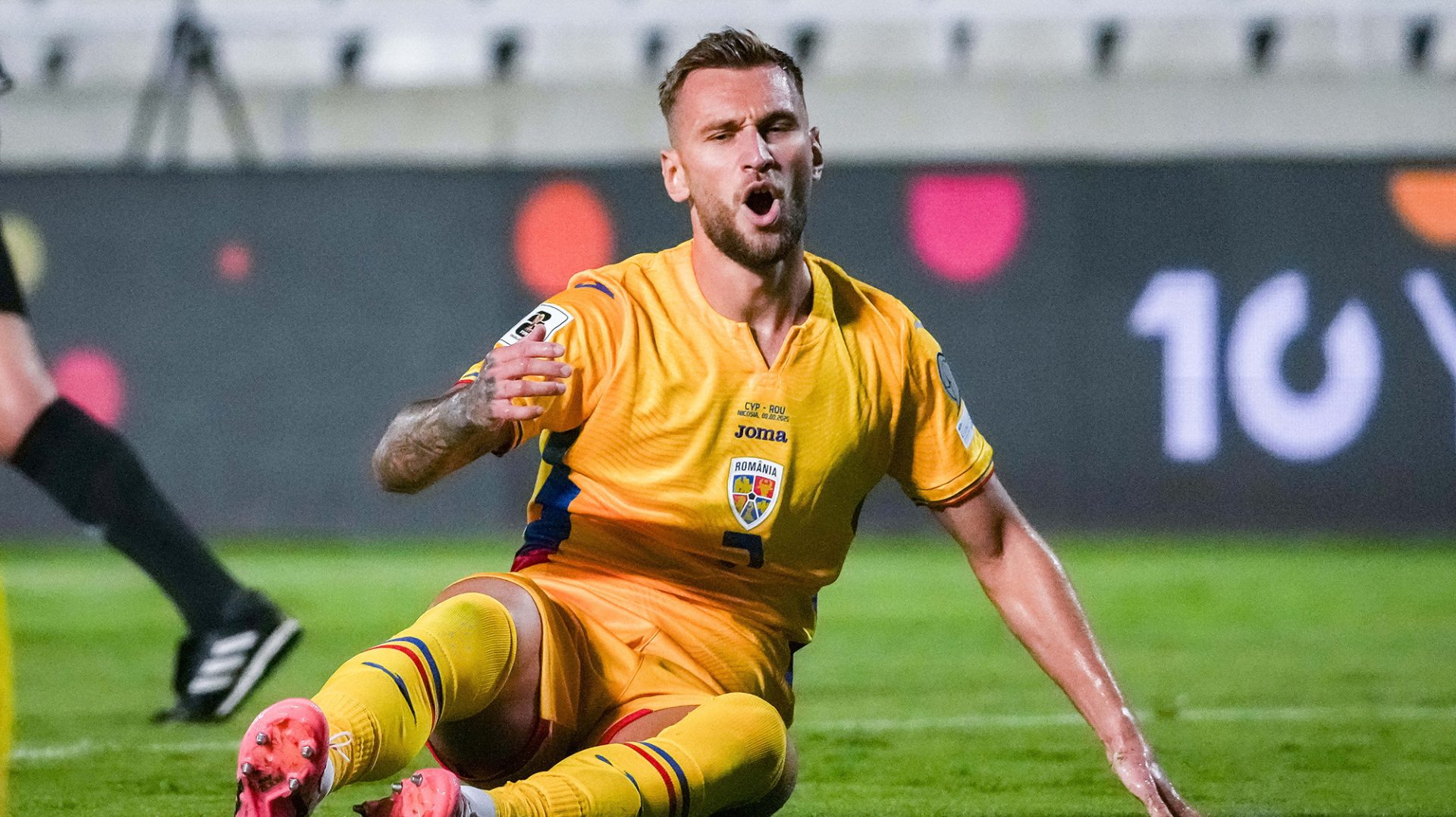 Președintele Consiliului de Administrație de la FCSB, Mihai Stoica, a declarat că Gigi Becali poate oferi lui Denis Drăguș un salariu anual de 1.000.000 de euro, dacă se va ajunge la un transfer