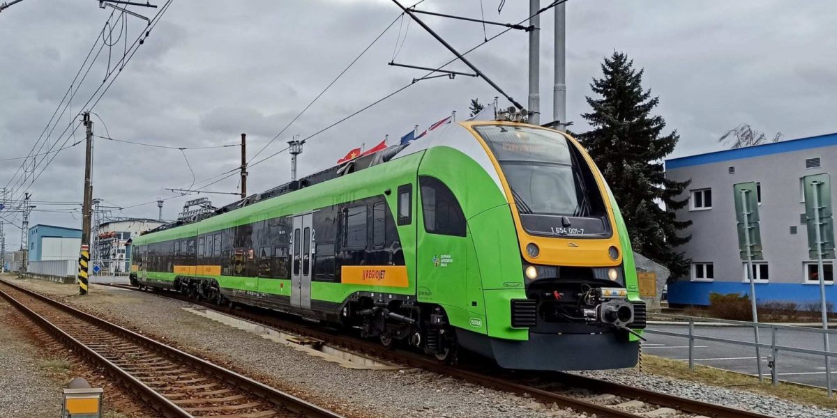 21 de trenuri PESA, blocate la Obor: Pro Infrastructură acuză România și Polonia