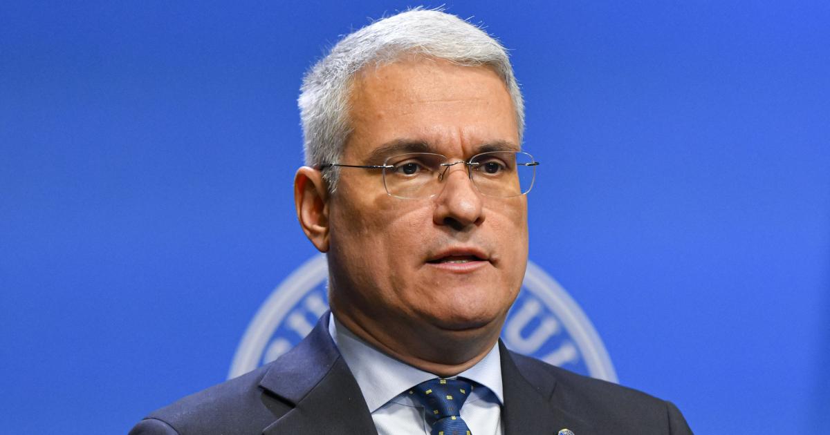 Pîslaru, anchetat în scandalul microbuzelor din PNRR cu prețuri umflate