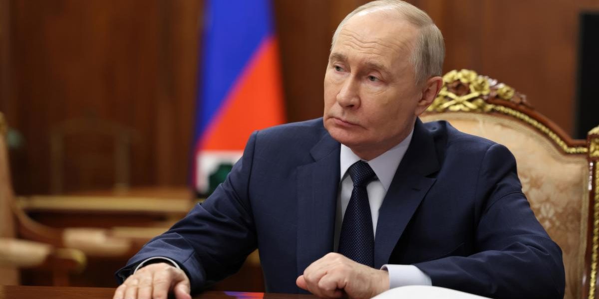 Putin, pus la zid de guvern pentru declin: Ce răspunsuri a primit?