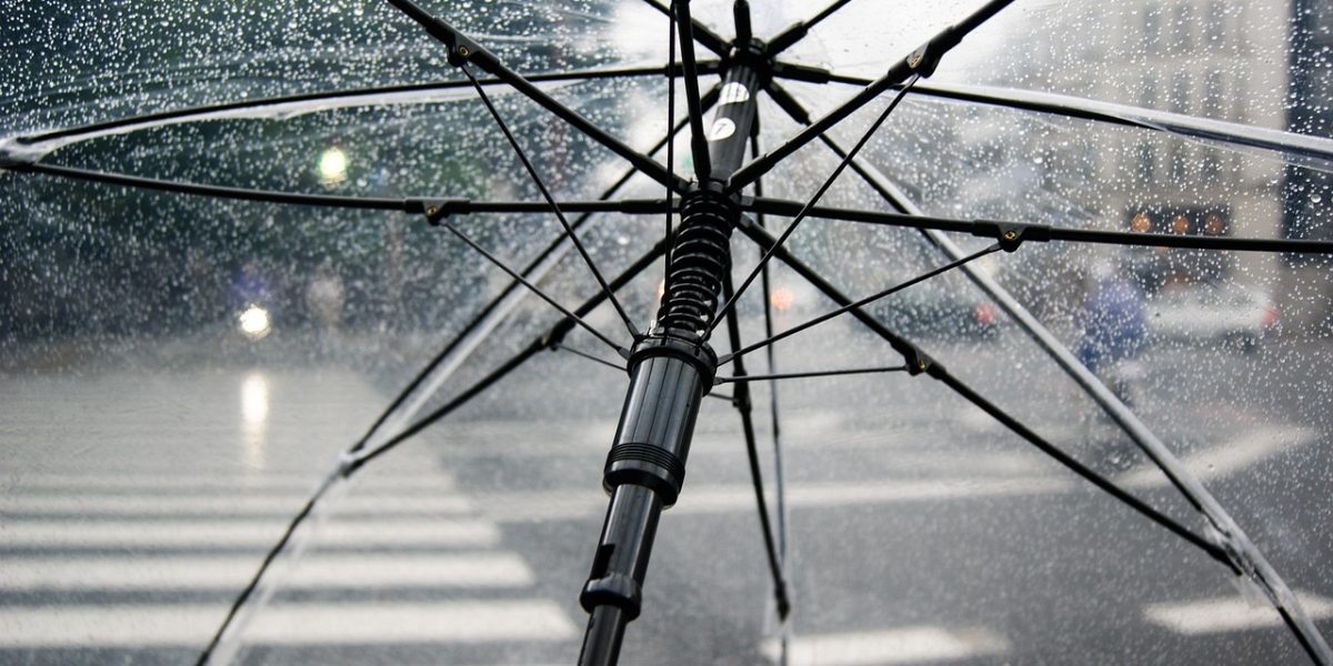 Vremea se schimbă radical: Averse și vijelii lovesc România pe 18 aprilie!