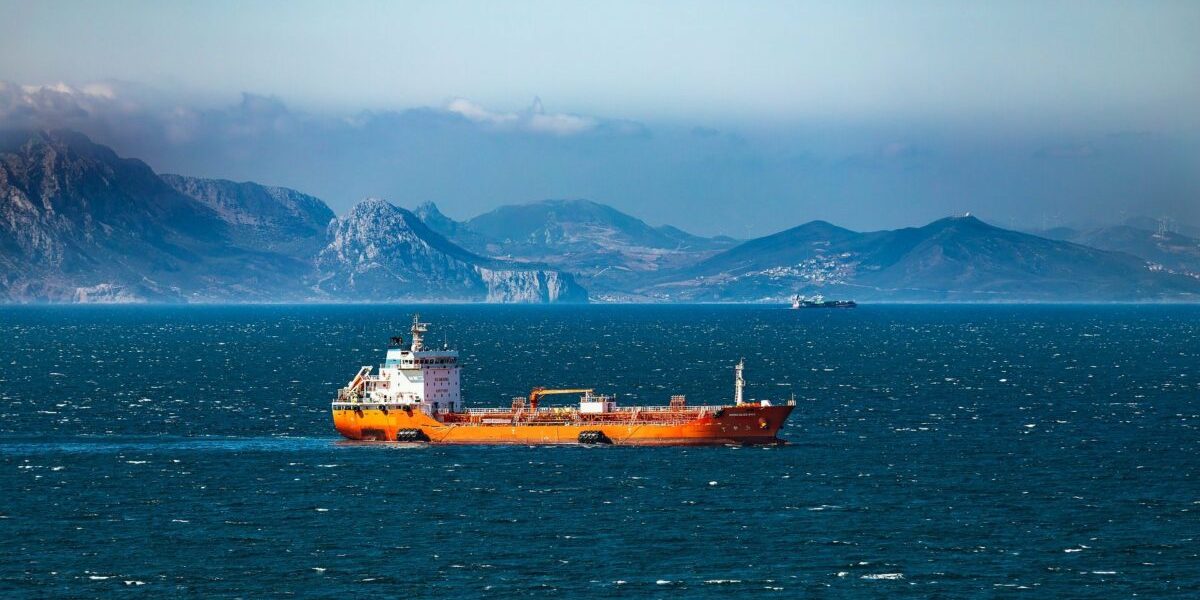 SUA: Marina se pregătește să captureze nave iraniene, oriunde în lume