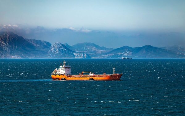 SUA: Marina se pregătește să captureze nave iraniene, oriunde în lume