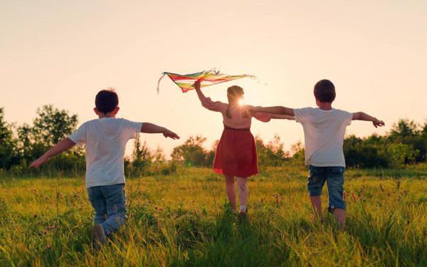 De ce verile copilăriei păreau veșnice? Răspunsul surprinzător!