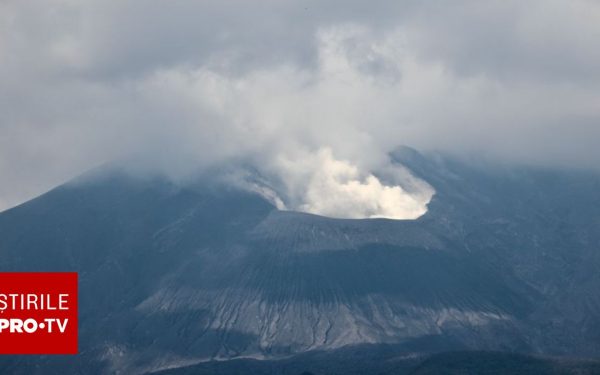 Sakurajima, revărsare de fum uriașă: Vulcanul japonez erupe după luni de tăcere