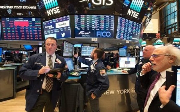 Wall Street, pe marginea prăpastiei: Acțiunile, raliu exploziv, apoi DEZASTRU?