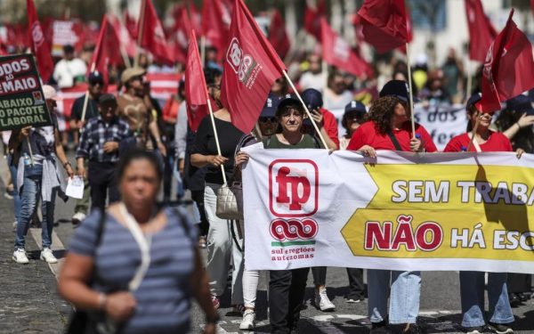 Portugalia, în flăcări: Zeci de mii de oameni au ieșit la Lisabona împotriva reformelor