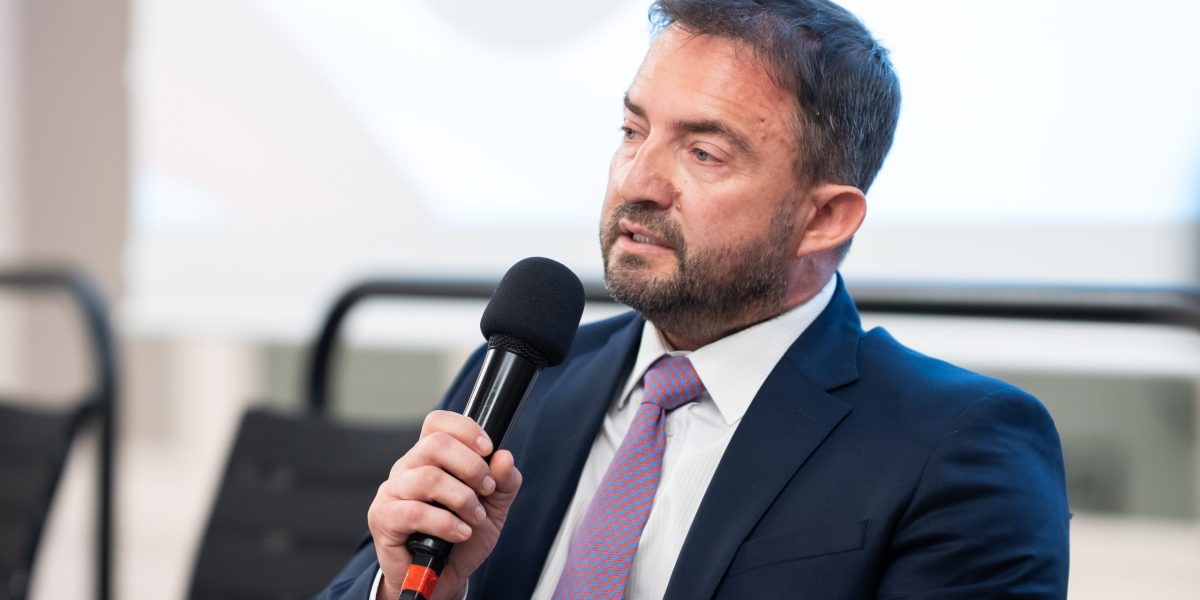 TAROM continuă restructurarea: Boeing 737 MAX, din vară, pe cerul României