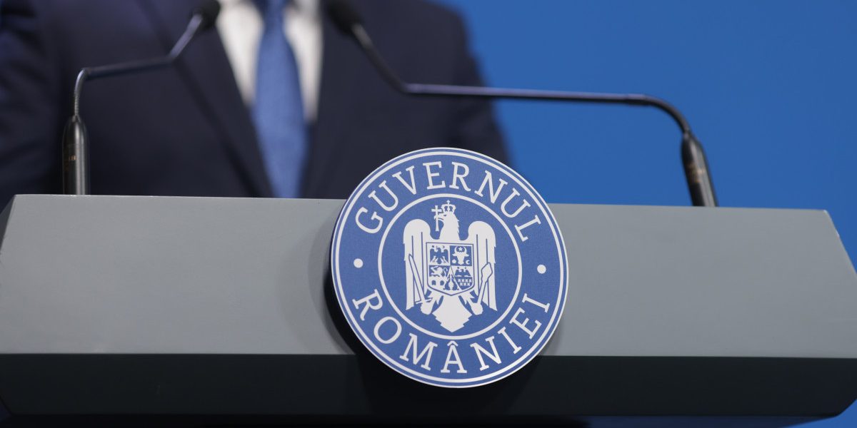 Barometrul politic: Cine sunt miniștrii cu cea mai mare vizibilitate în aprilie?