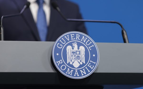 Barometrul politic: Cine sunt miniștrii cu cea mai mare vizibilitate în aprilie?