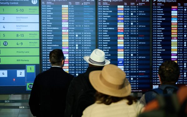 Evită întârzierile din aeroport: trucul unui expert în călătorii pentru vacanțe reușite