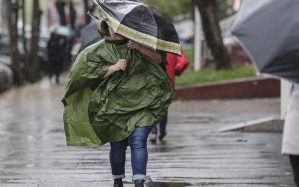 Avertizare meteo: Furtuni puternice și grindină lovesc România, azi