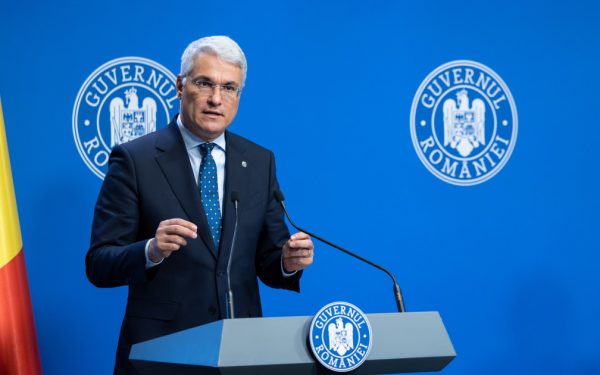 Pîslaru, politician „întreținut” de soție: „Câștigă de 3 ori mai mult”