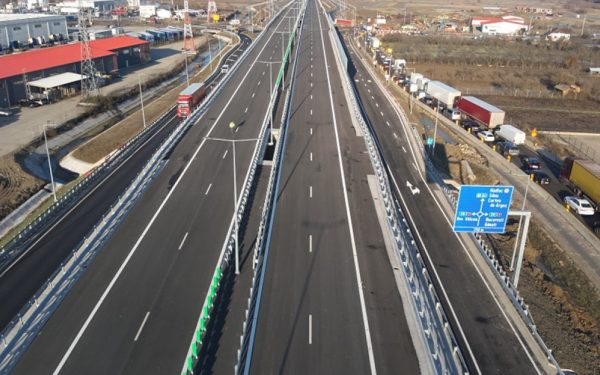 Miruță dă controlul la CNAIR: Pistol riscă. „Hârtie igienică” pe genunchi?